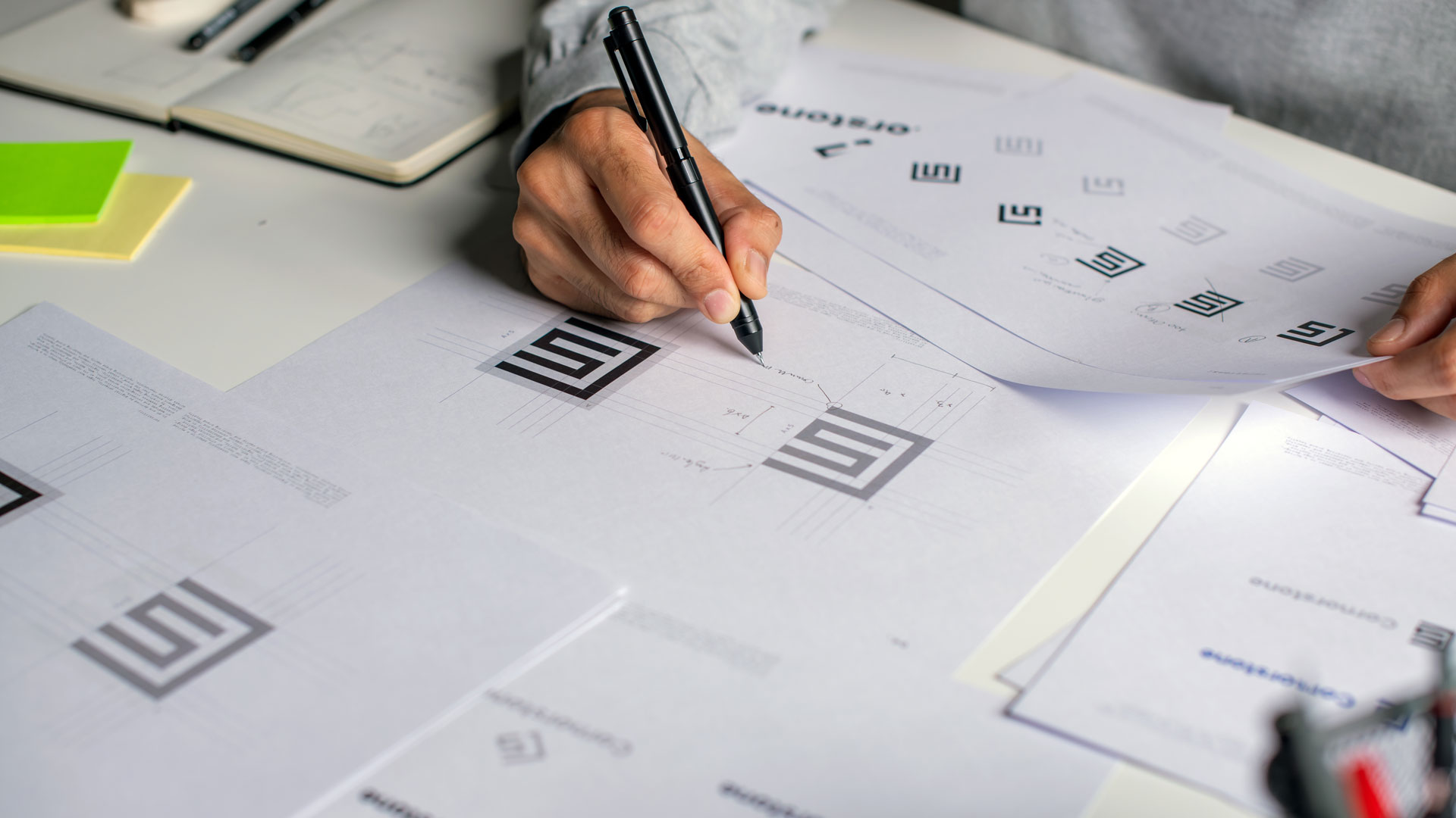 Wat is een huisstijl – voorbeeld visuele identiteit
